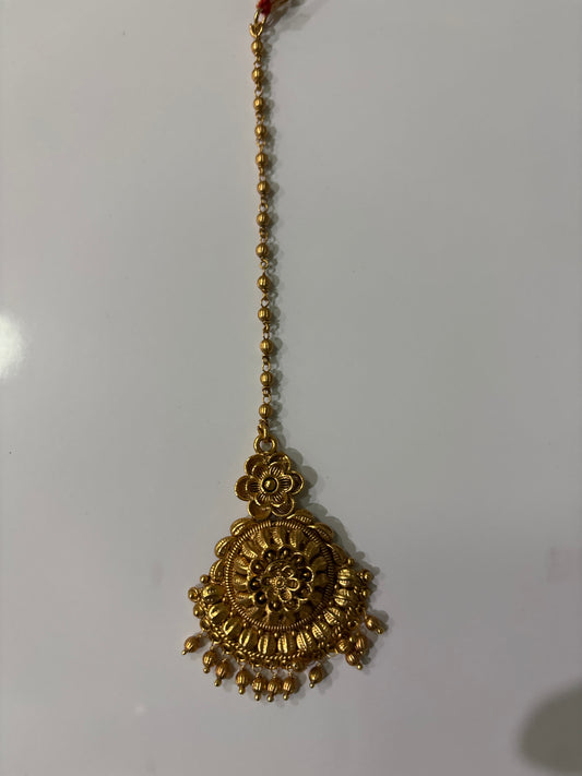 ANTIQUE MAANG TIKA