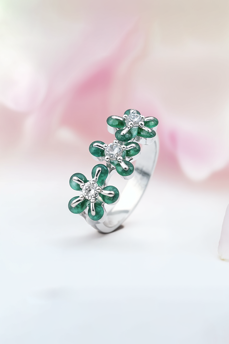 Daisy Emerald Lane 92.5 Sterling Silver Ring