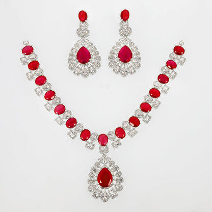DIAMOND NECKLACE SET