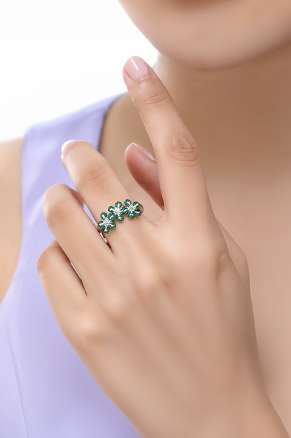 Daisy Emerald Lane 92.5 Sterling Silver Ring