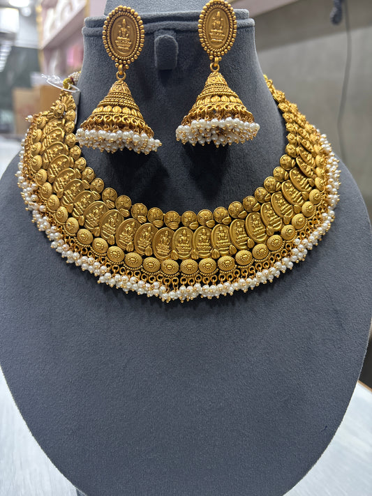 Temple Necklace Set