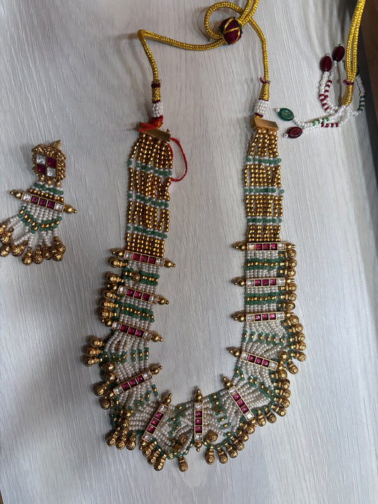 HERITAGE NECKLACE SET