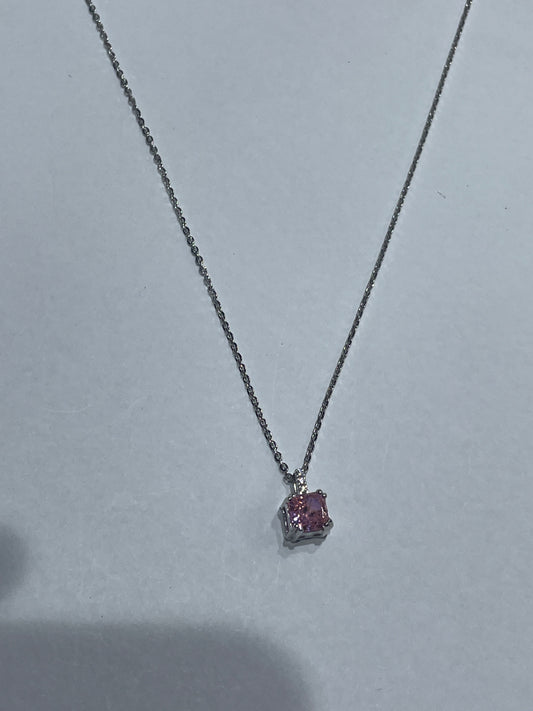 silver chain pendent