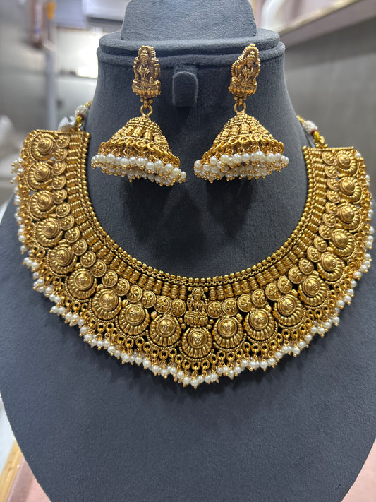Antique Necklace Set
