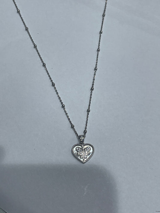 silver chain pendent