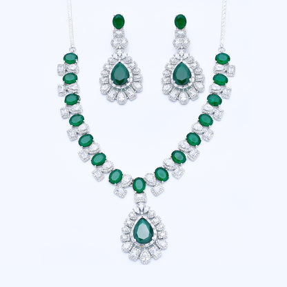 DIAMOND NECKLACE SET