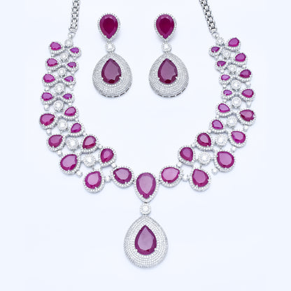 DIAMOND NECKLACE SET