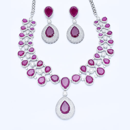 DIAMOND NECKLACE SET