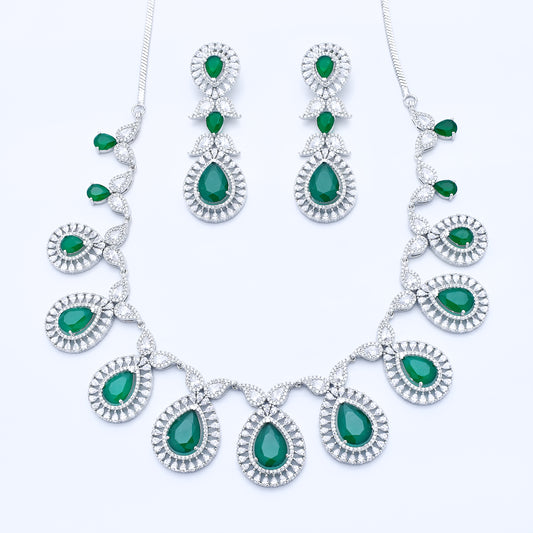 DIAMOND NECKLACE SET