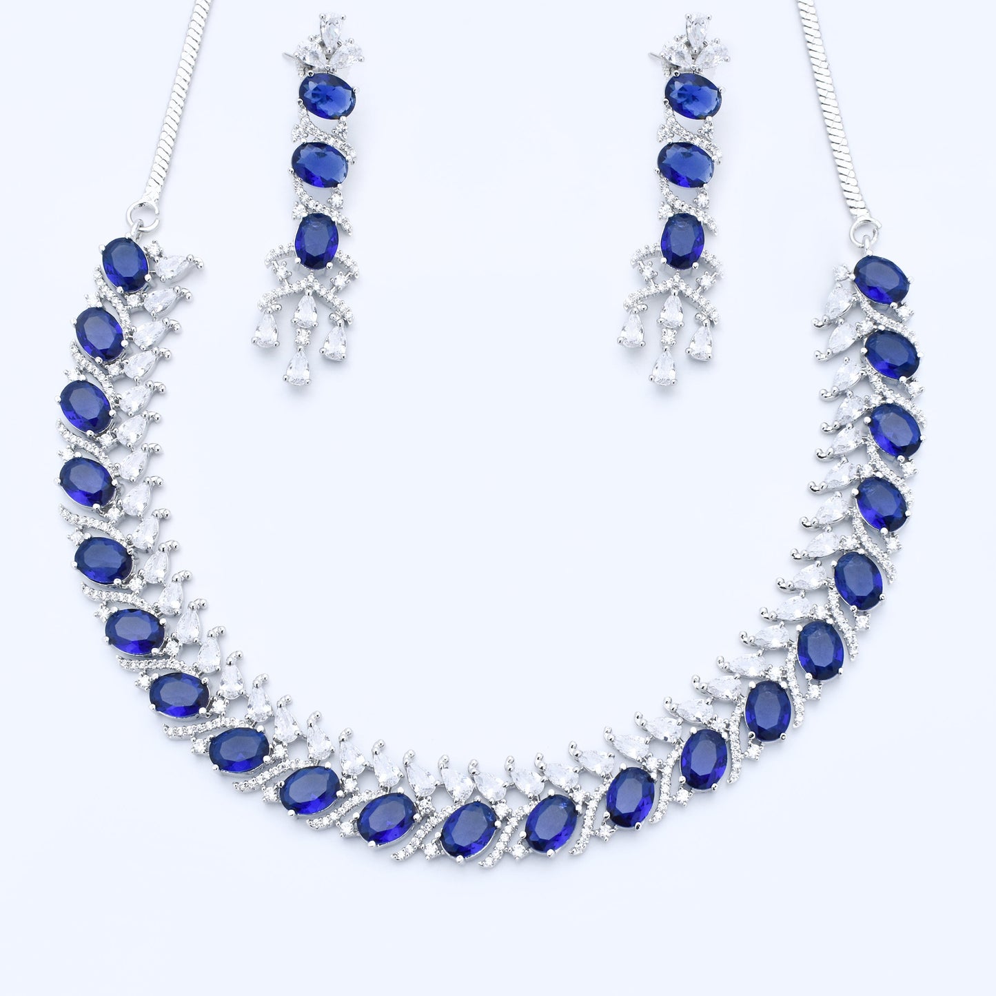 DIAMOND NECKLACE SET