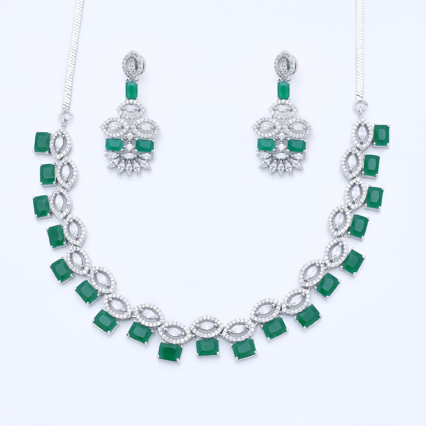 DIAMOND NECKLACE SET