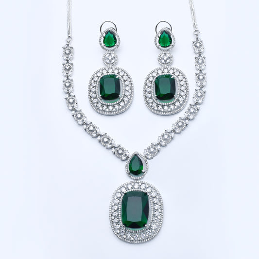 DIAMOND NECKLACE SET