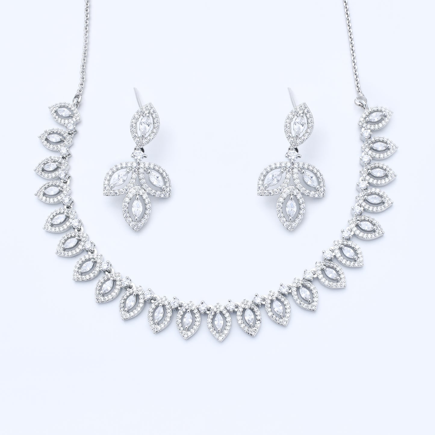 DIAMOND NECKLACE SET