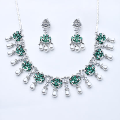DIAMOND NECKLACE SET