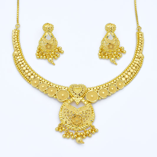 Regal Glow Gold-Plated Necklace Set