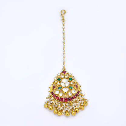 Royal Radiance Kundan Maang Tikka