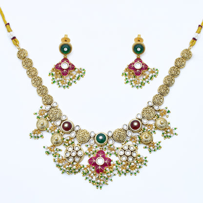 Stunning Antique Necklace Set