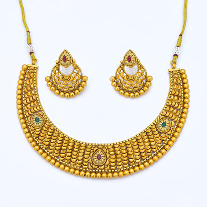 Sophisticated Antique Necklace Set