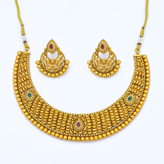 Sophisticated Antique Necklace Set