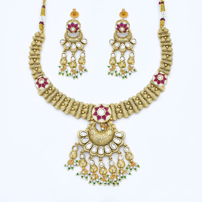 Regal Antique Necklace Set