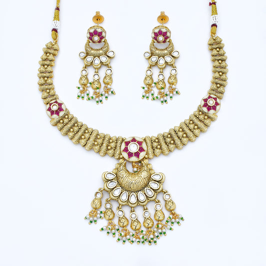Regal Antique Necklace Set