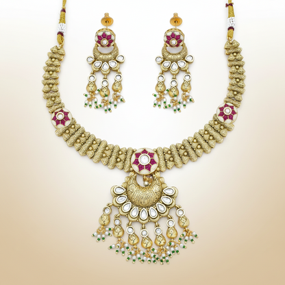 Regal Antique Necklace Set