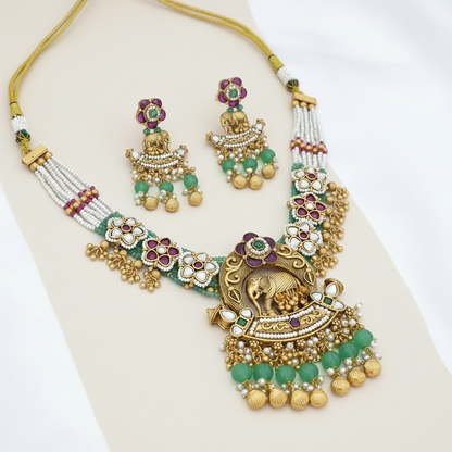 Heritage Necklace Set