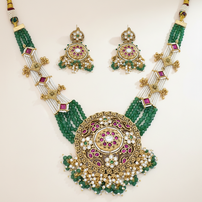 Heritage Necklace Set