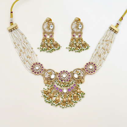 Elegant White and Gold Beaded Necklace