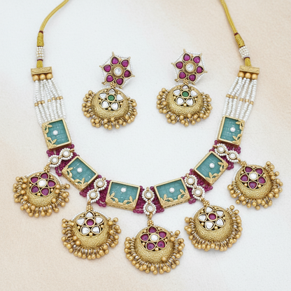 Heritage Necklace Set