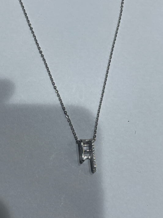 silver chain pendent