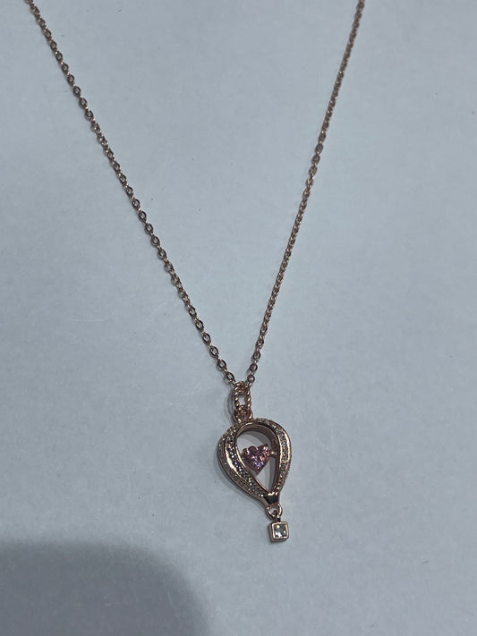 silver chain pendent