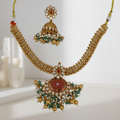 ANTIQUE NECKLACE SET