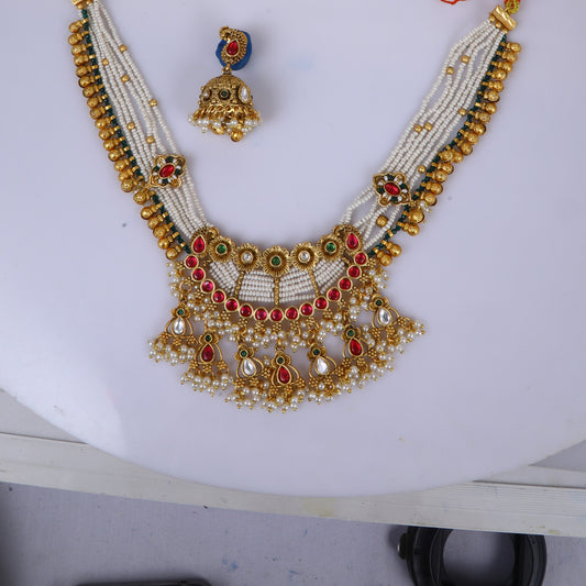 HERITAGE NECKLACE SET