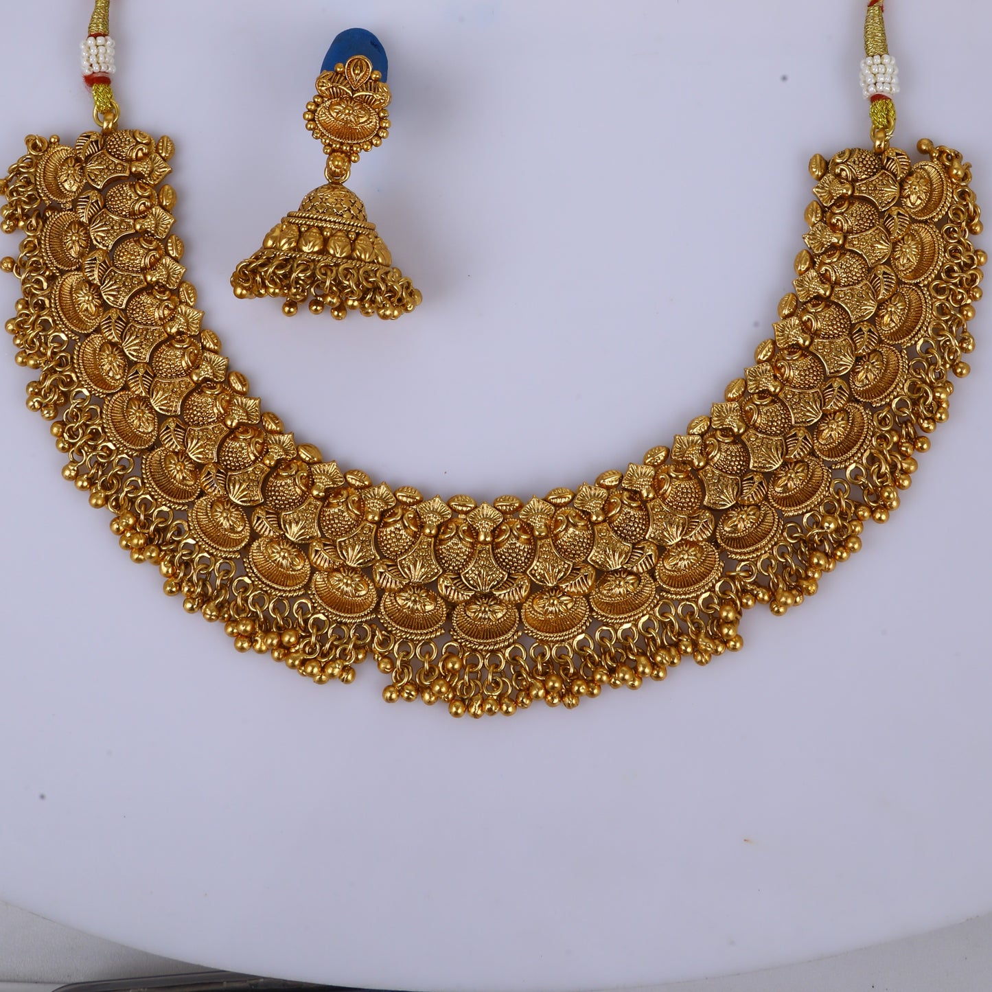 ANTIQUE NECKLACE SET