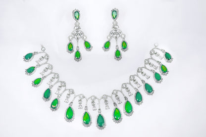 DIAMOND NECKLACE SET