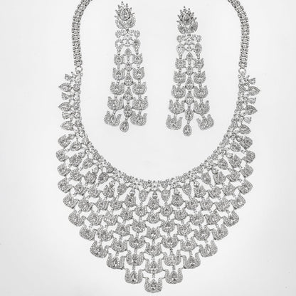 DIAMOND NECKLACE SET