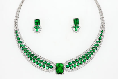 DIAMOND NECKLACE SET