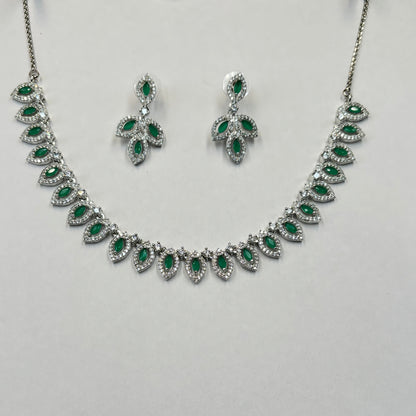 DIAMOND NECKLACE SET