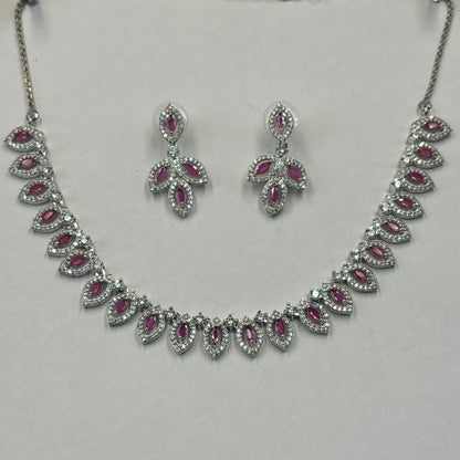 DIAMOND NECKLACE SET