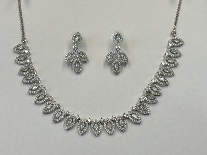 DIAMOND NECKLACE SET