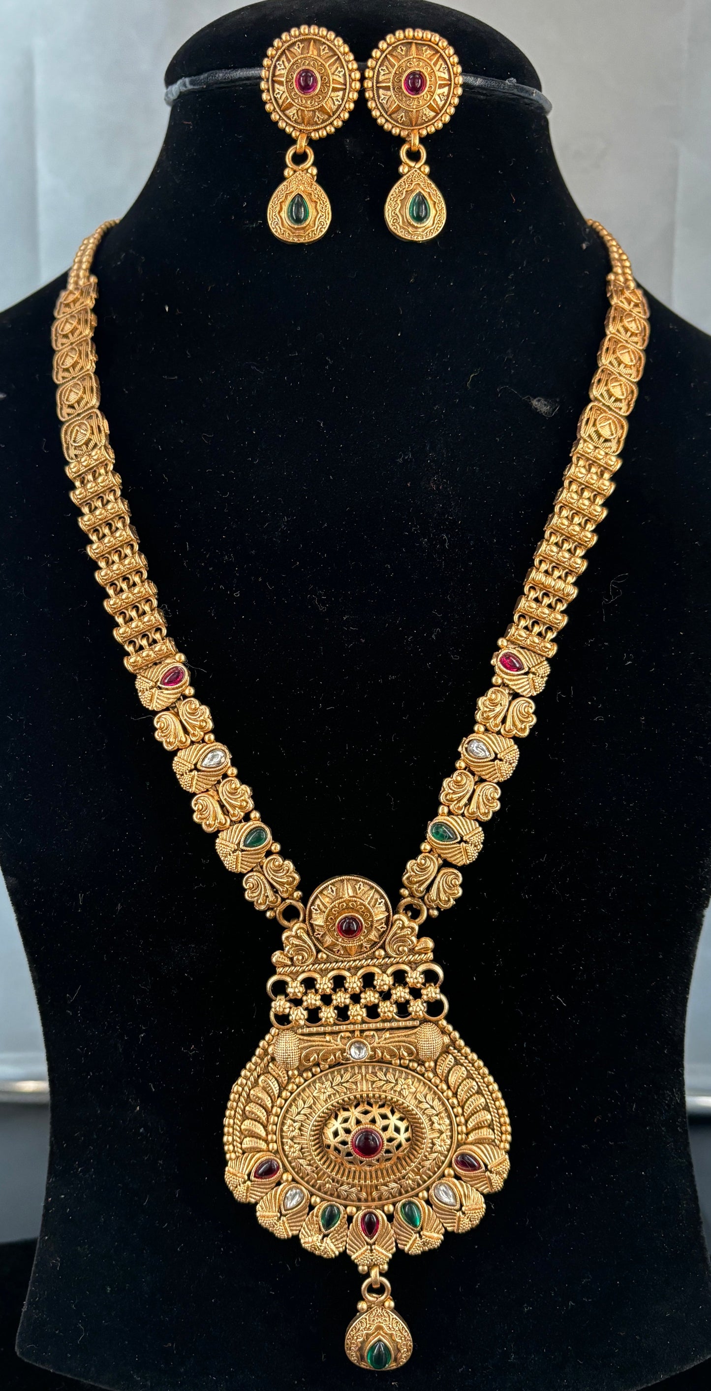 Heritage Gold Necklace Set with Ruby and Emerald Accents