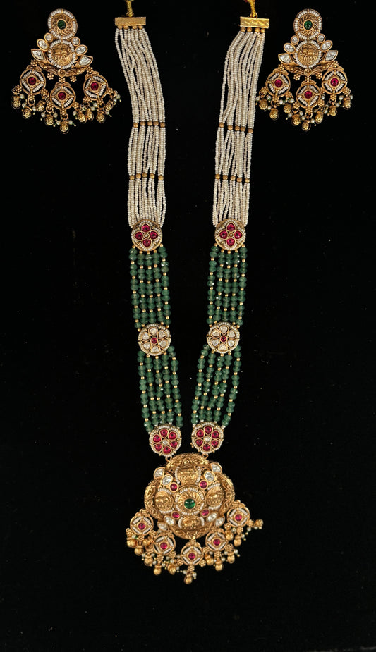 Traditional Gold Necklace Set