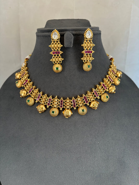 Antique kemp choker with intricated ruby