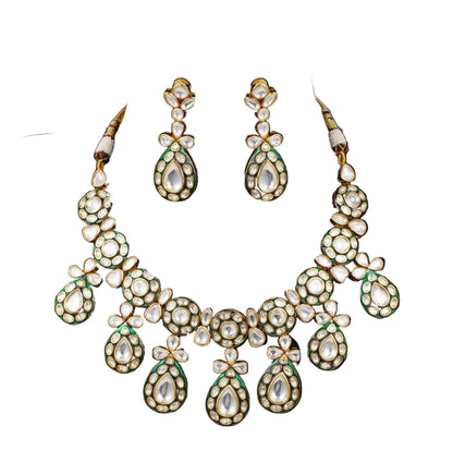 Majestic Pearl and Kundan Necklace
