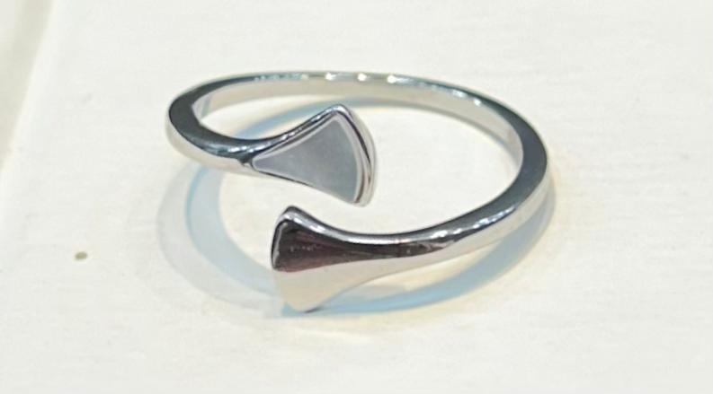 ArrowFlow Minimal Adjustable 92.5 Sterling Silver Ring