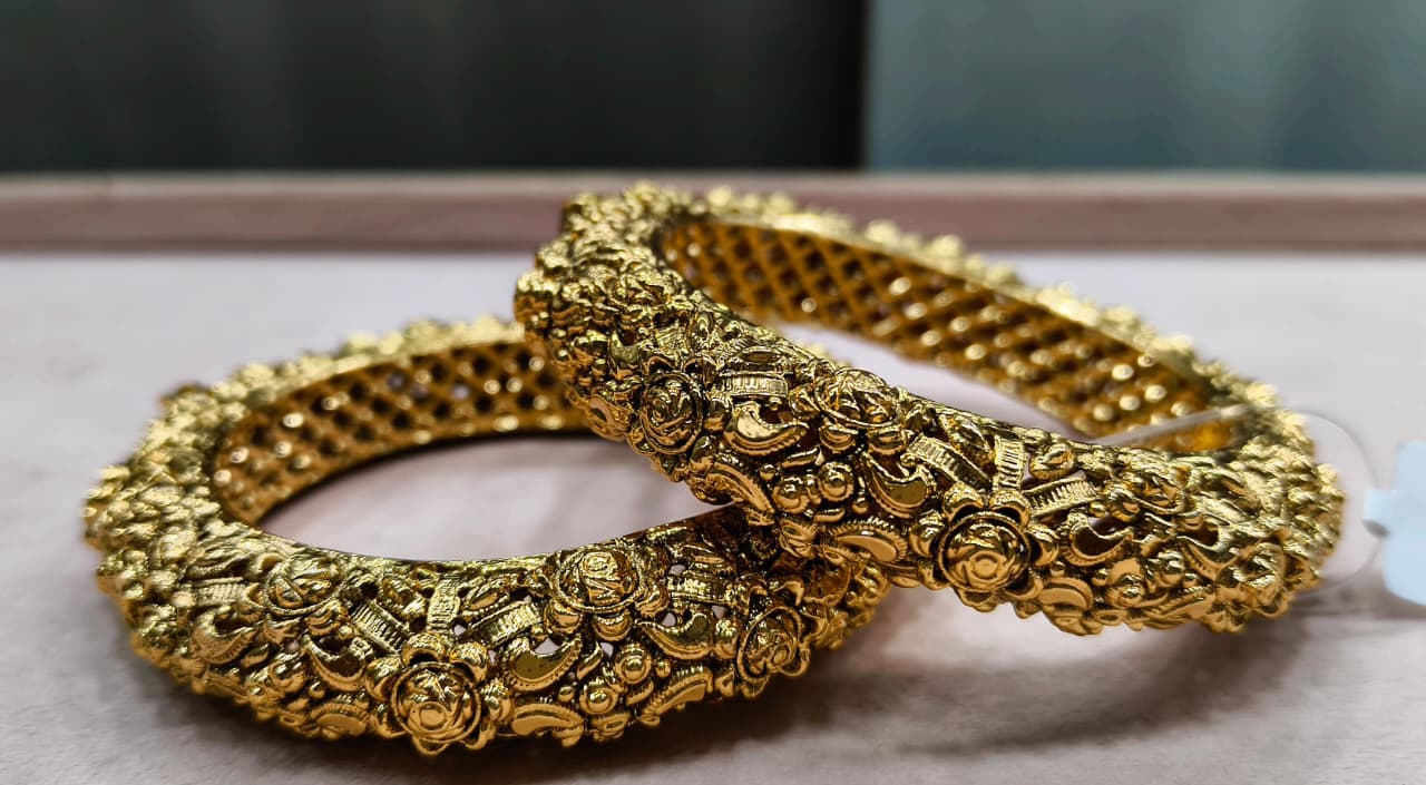 ANTIQUE BANGLES